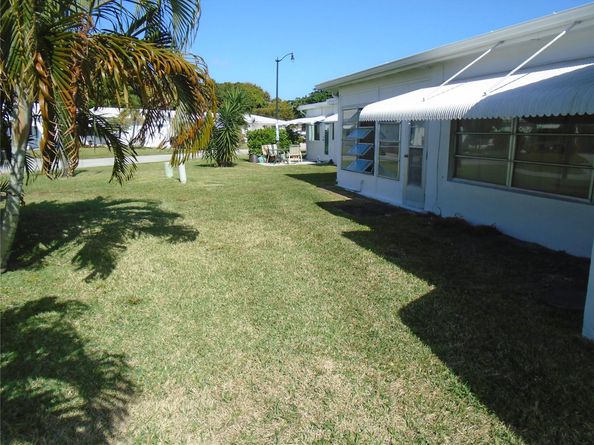 2631 W Golf Blvd, Pompano Beach FL 33064