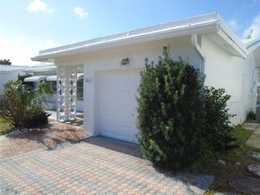 2631 W Golf Blvd, Pompano Beach FL 33064
