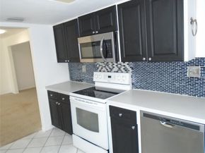 2631 W Golf Blvd, Pompano Beach FL 33064