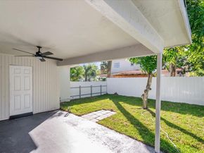 7910 SW 8th Ct B, North Lauderdale FL 33068