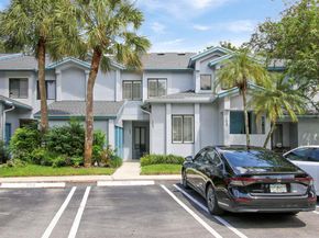 301 Harbour Pointe Way, Greenacres FL 33413