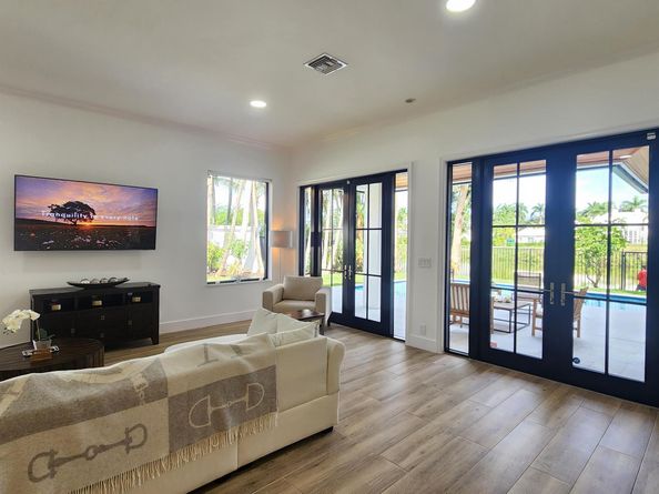2800 Twin Oaks Way, Wellington FL 33414