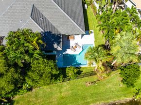 2800 Twin Oaks Way, Wellington FL 33414