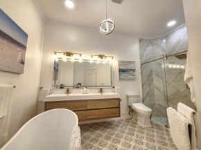 2800 Twin Oaks Way, Wellington FL 33414