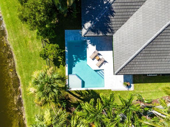 2800 Twin Oaks Way, Wellington FL 33414