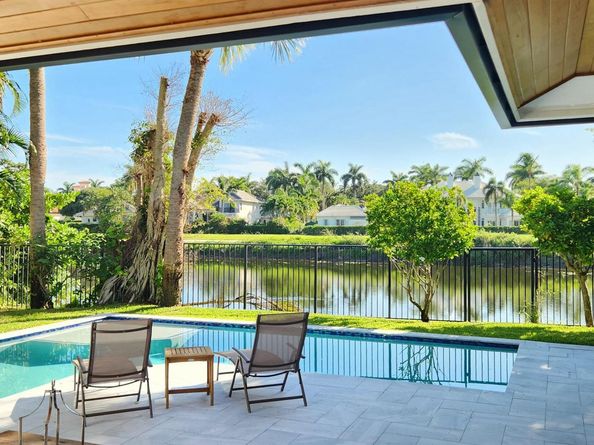 2800 Twin Oaks Way, Wellington FL 33414