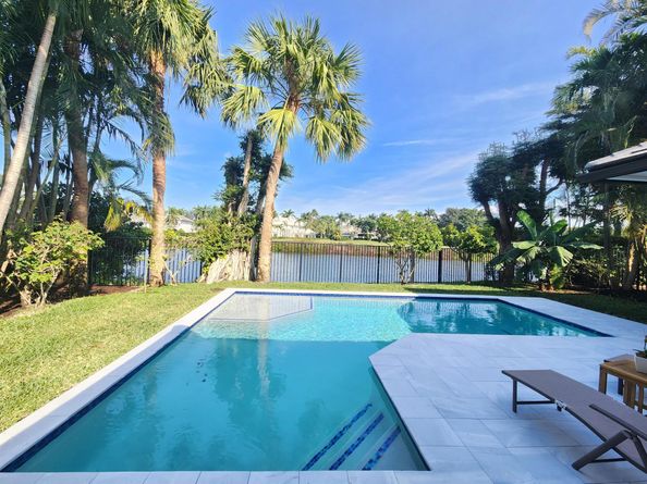 2800 Twin Oaks Way, Wellington FL 33414