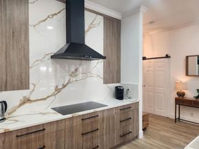 2800 Twin Oaks Way, Wellington FL 33414
