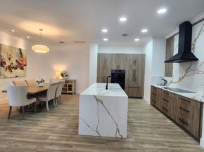 2800 Twin Oaks Way, Wellington FL 33414