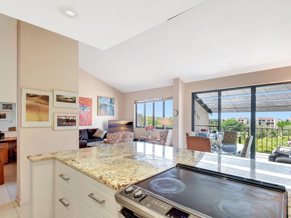 755 Dotterel Road 1512, Delray Beach FL 33444