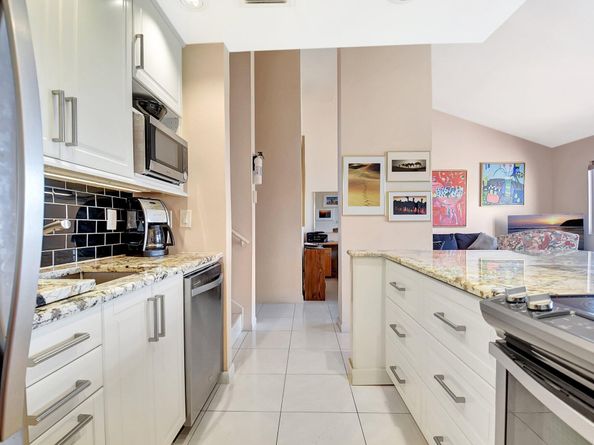 755 Dotterel Road 1512, Delray Beach FL 33444