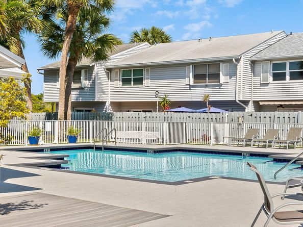1989 NE 15th Ave 1989, Fort Lauderdale FL 33305