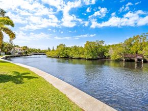 1989 NE 15th Ave 1989, Fort Lauderdale FL 33305