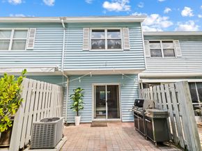 1989 NE 15th Ave 1989, Fort Lauderdale FL 33305