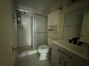956 Mockingbird Ln 506, Plantation FL 33324