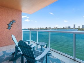 2640 Lake Shore Drive 708, Riviera Beach FL 33404