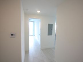 2000 Metropica Way 1609, Sunrise FL 33323