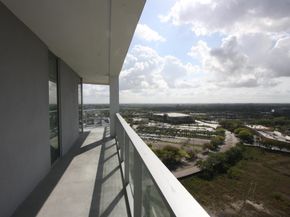2000 Metropica Way 1609, Sunrise FL 33323