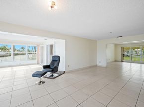 248 SE 4th Ave, Pompano Beach FL 33060