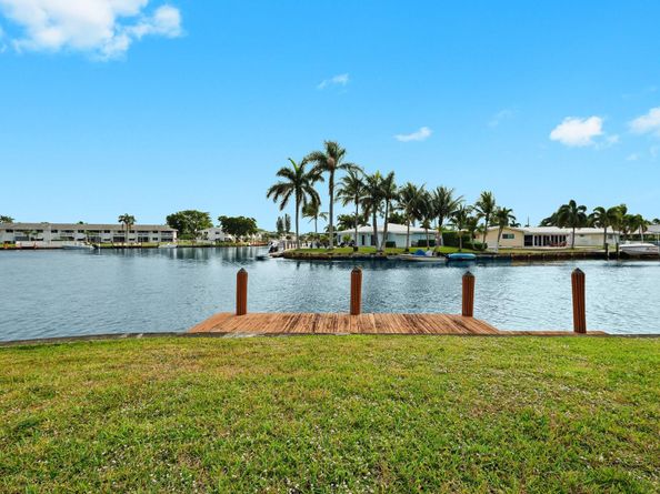 248 SE 4th Ave, Pompano Beach FL 33060