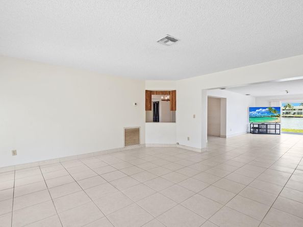 248 SE 4th Ave, Pompano Beach FL 33060