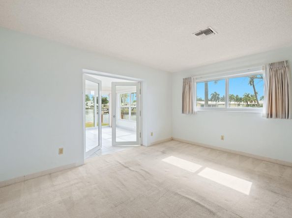 248 SE 4th Ave, Pompano Beach FL 33060
