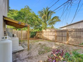 301 SW 9th St, Fort Lauderdale FL 33315