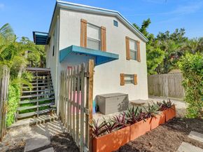 301 SW 9th St, Fort Lauderdale FL 33315