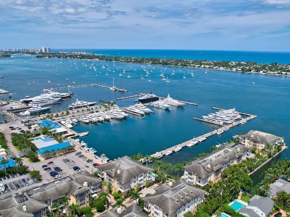 516-520 34th Street, West Palm Beach FL 33407