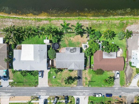 1034 SW 24th Ave, Boynton Beach FL 33426