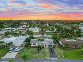 1034 SW 24th Ave, Boynton Beach FL 33426