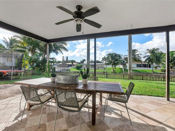 1034 SW 24th Ave, Boynton Beach FL 33426