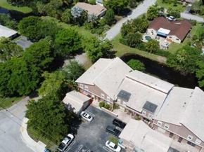 4365 Coral Springs Drive 1a, Coral Springs FL 33065
