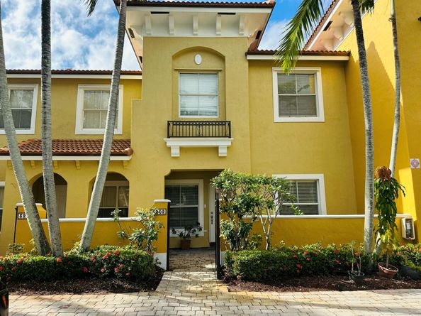 3202 Merrick Terrace 2102, Margate FL 33063