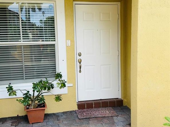 3202 Merrick Terrace 2102, Margate FL 33063