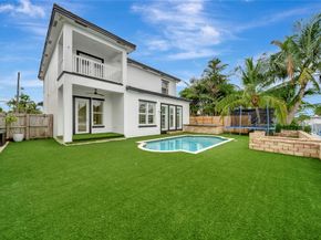 909 Mango Isle, Fort Lauderdale FL 33315
