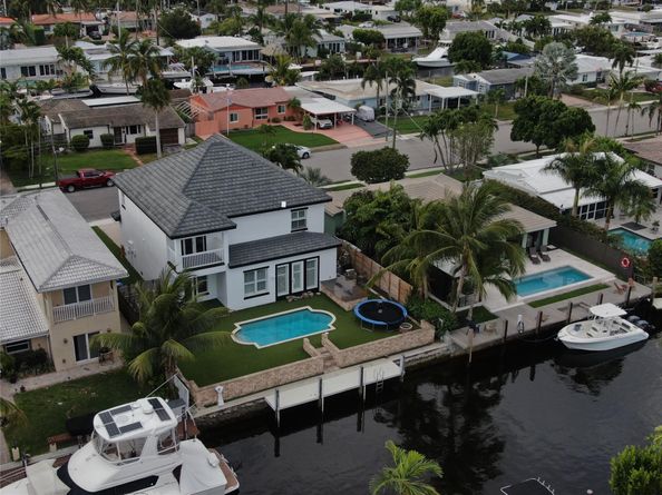 909 Mango Isle, Fort Lauderdale FL 33315