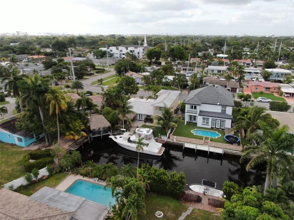 909 Mango Isle, Fort Lauderdale FL 33315