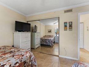 401 Ocean Bluffs Boulevard 105, Jupiter FL 33477
