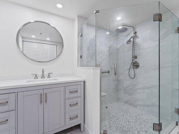 401 Ocean Bluffs Boulevard 105, Jupiter FL 33477