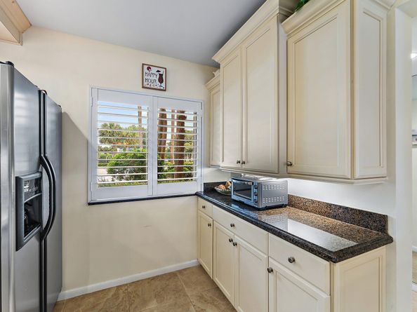 401 Ocean Bluffs Boulevard 105, Jupiter FL 33477