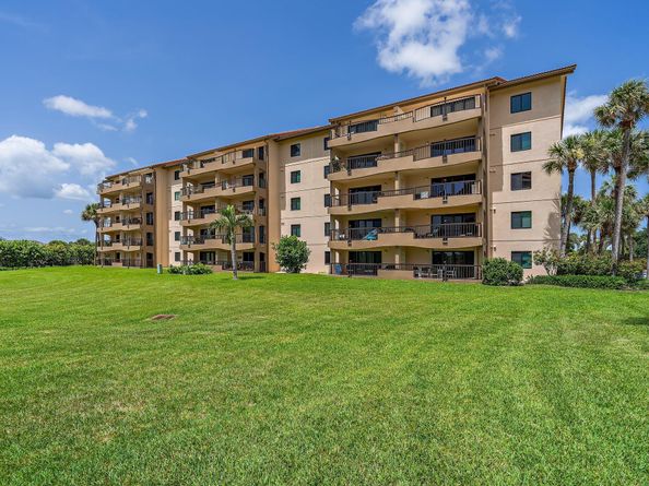 401 Ocean Bluffs Boulevard 105, Jupiter FL 33477
