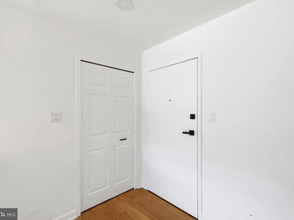 431 N Armistead Street N 307, Alexandria VA 22312