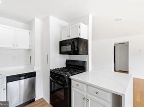 431 N Armistead Street N 307, Alexandria VA 22312