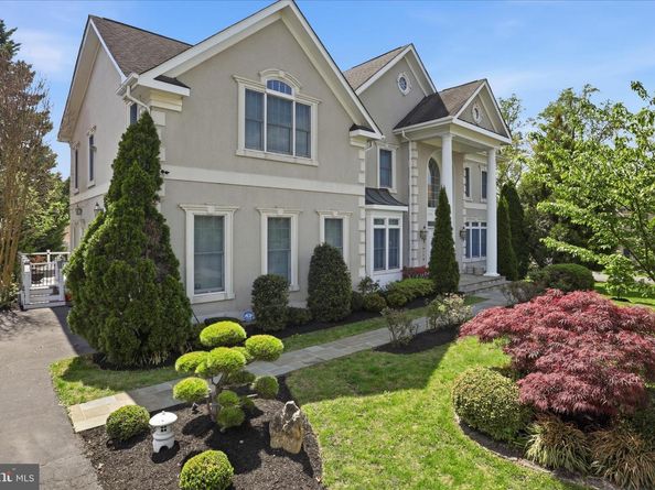 4022 Annandale Road, Annandale VA 22003