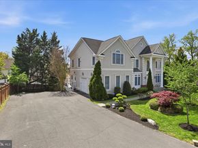 4022 Annandale Road, Annandale VA 22003