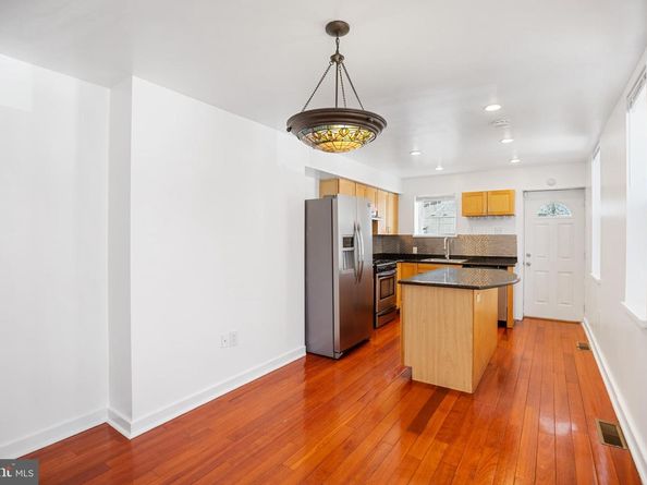 856 N 20TH Street, Philadelphia PA 19130