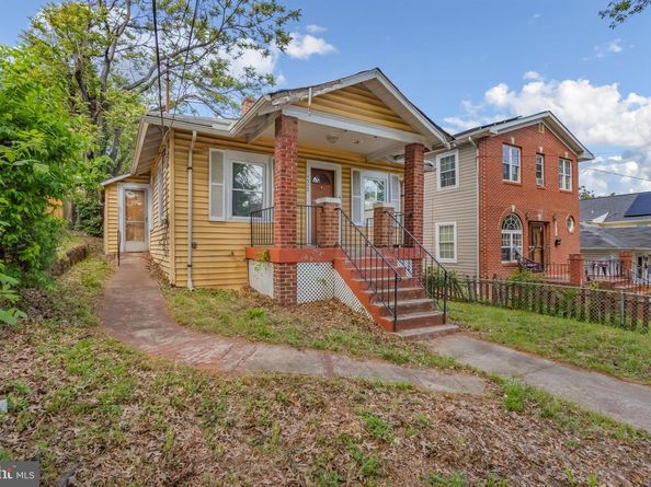 4530 Dix Street NE, Washington DC 20019