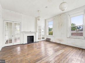 2203 Spruce Street, Philadelphia PA 19103