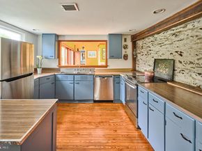 1465 Makefield Road, Yardley PA 19067